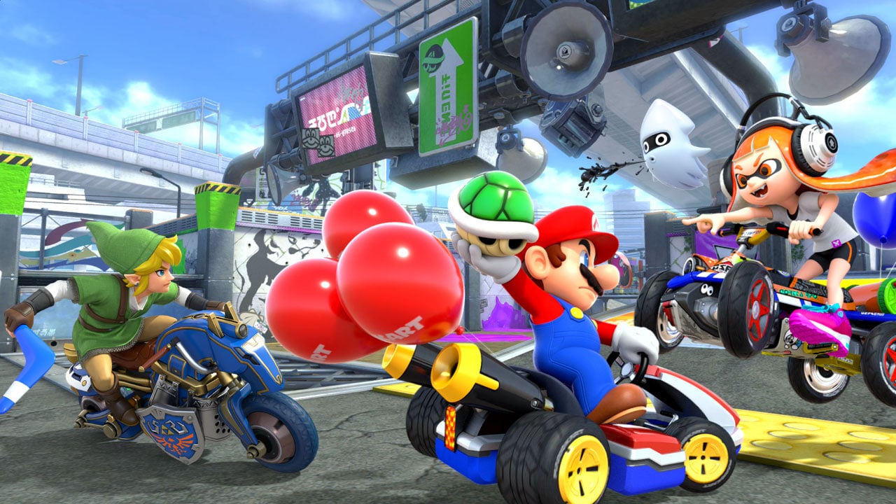 Screenshot of the chaotic fun that can be had in Mario Kart 8 Deluxe.